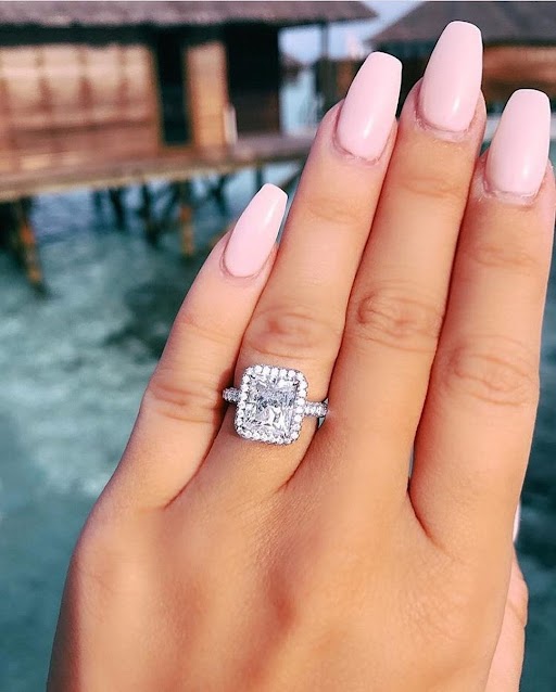 Heart Shaped Engagement Ring  | Nivetta Jewelry